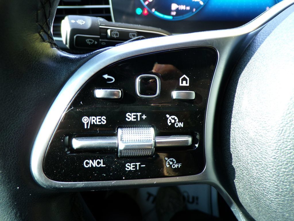 Used 2020 Mercedes-Benz GLE 350 4MATIC image 31