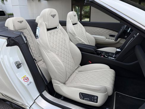 Used 2016 Bentley Continental GT V8 S image 42