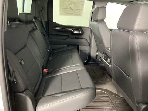 Used 2025 GMC Sierra 1500 SLT w/ SLT Premium Plus Package image 22