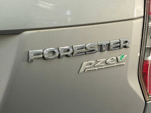 Used 2014 Subaru Forester 2.5i Limited w/ Popular Package #2 AWD/4WD image 42
