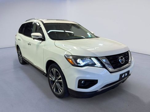 Used 2017 Nissan Pathfinder Platinum AWD/4WD image 1