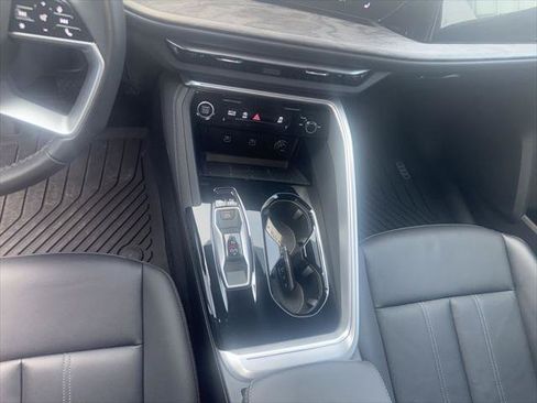 Used 2025 Audi Q5 Premium w/ 19" Wheel Package AWD/4WD image 23