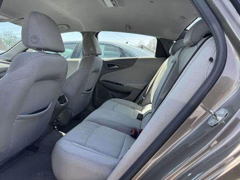 Used 2020 Chevrolet Malibu LT image 8