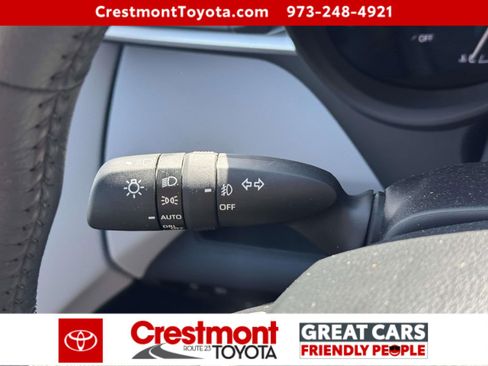 Certified 2025 Toyota Sienna XLE AWD/4WD image 22