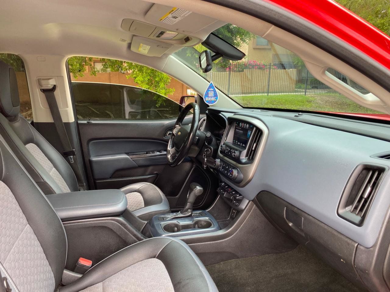 Used 2017 Chevrolet Colorado Z71 AWD/4WD image 56