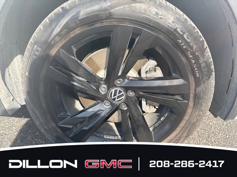 Used 2023 Volkswagen Tiguan SE R-Line AWD/4WD image 23