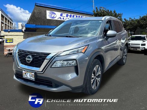 Used 2023 Nissan Rogue SV w/ SV Premium B Package FWD image 1