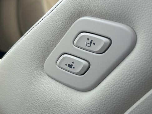 New 2026 Genesis G70 2.5T Prestige AWD/4WD image 23