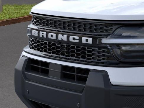 New 2026 Ford Bronco Sport Outer Banks w/ Outer Banks Tech Package+ AWD/4WD image 17