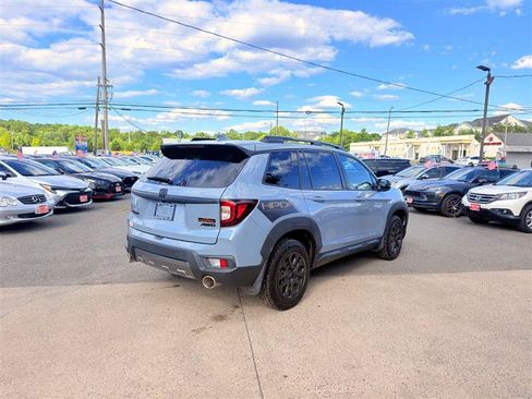 Used 2023 Honda Passport TrailSport image 7