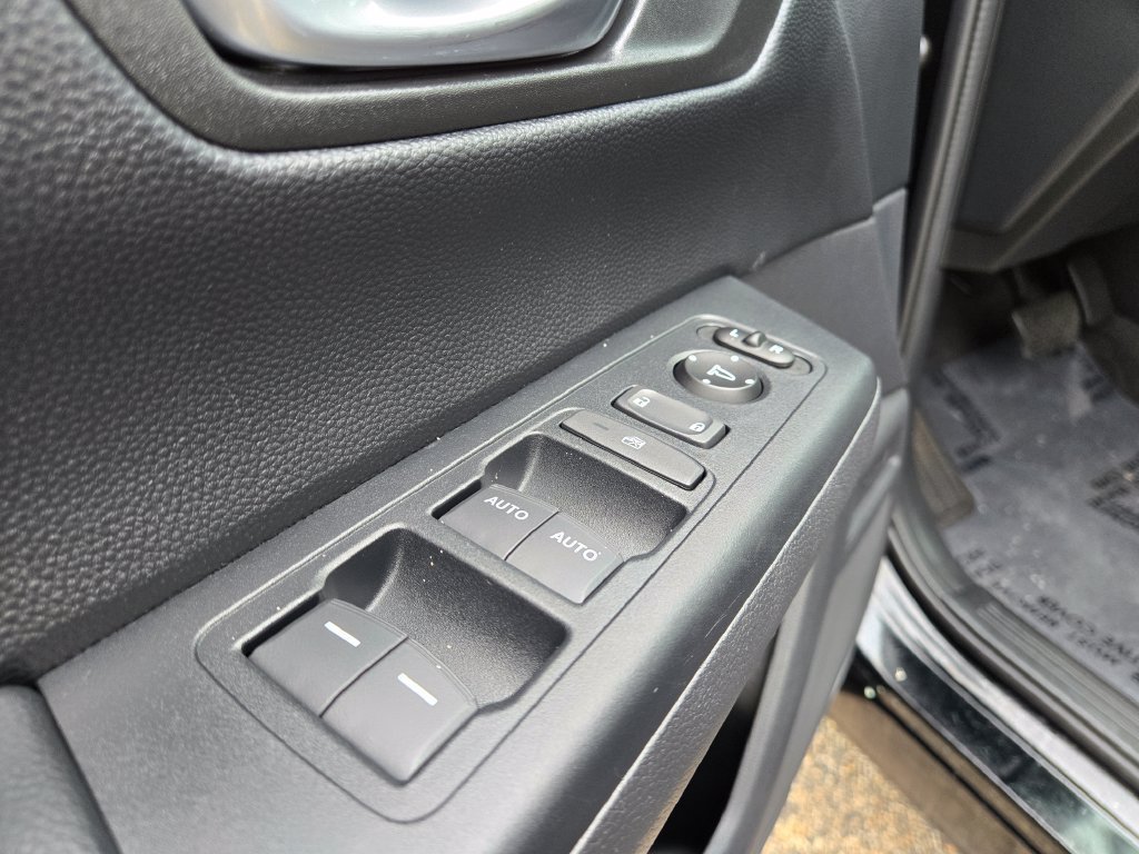 Used 2024 Honda CR-V EX image 16