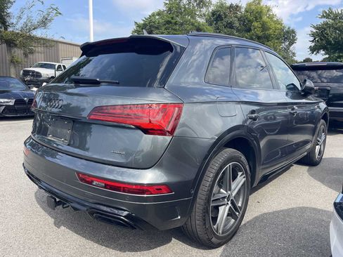 Used 2024 Audi Q5 e Prestige w/ Prestige Package AWD/4WD image 7