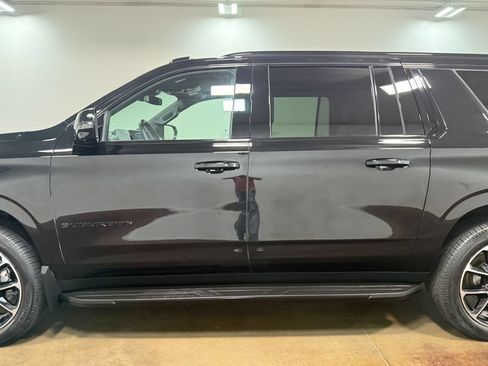 Used 2025 Chevrolet Suburban RST w/ Comfort Package AWD/4WD image 37