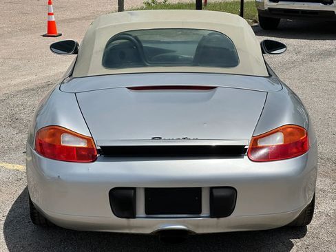 Used 2002 Porsche Boxster RWD image 8