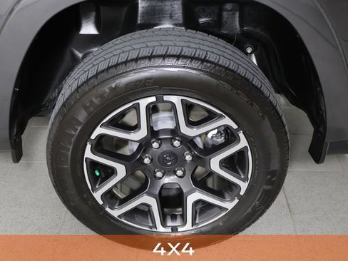 Used 2025 RAM 1500 Laramie w/ Laramie Southwest Edition AWD/4WD image 16