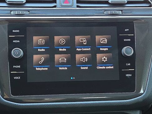 Used 2020 Volkswagen Tiguan S AWD/4WD image 21