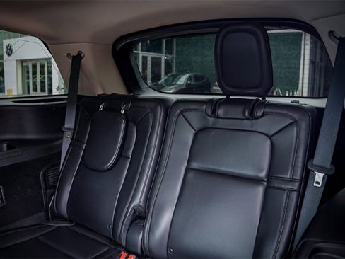 Used 2021 Lincoln Aviator Grand Touring w/ Elements Package Plus image 26