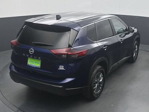 Used 2026 Nissan Rogue SV FWD image 24