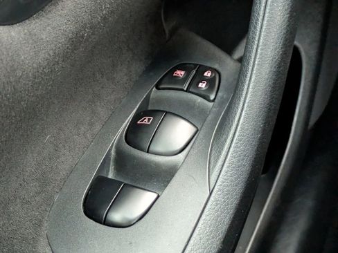 Used 2013 Nissan Altima 2.5 S image 22