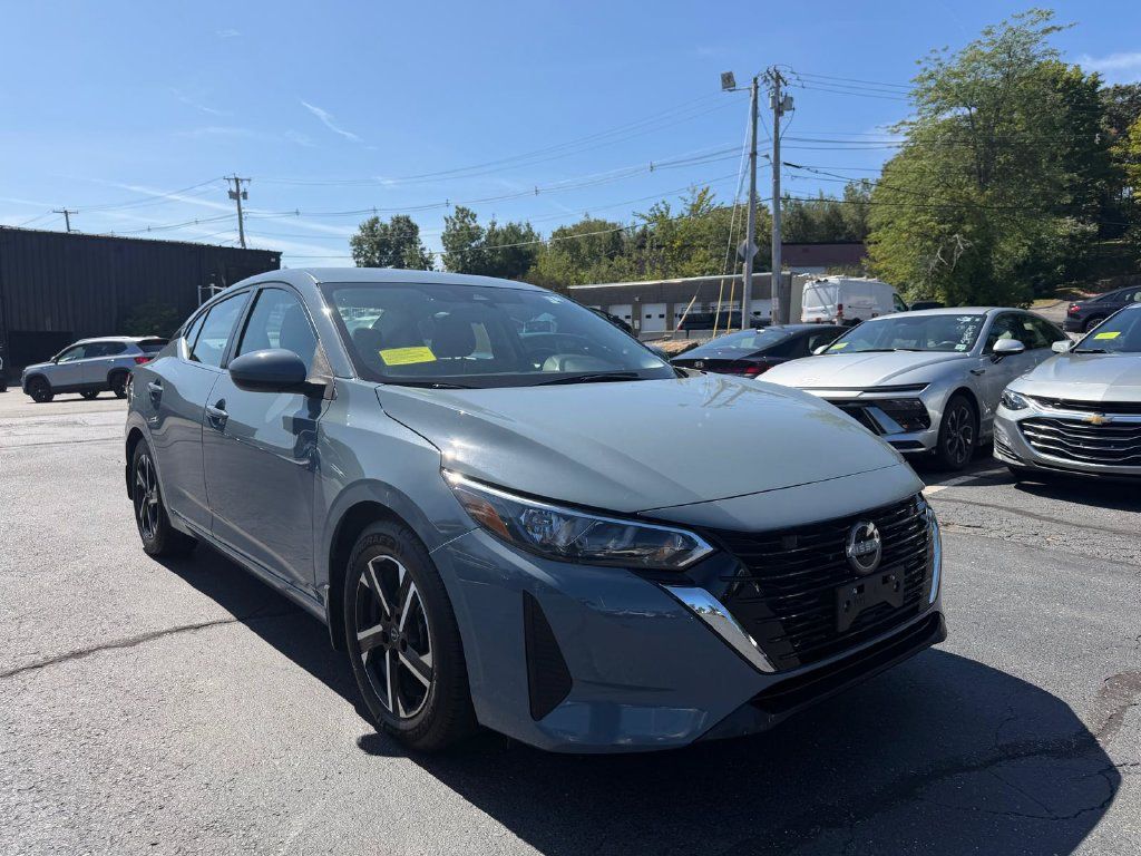 Used 2024 Nissan Sentra SV FWD image 7