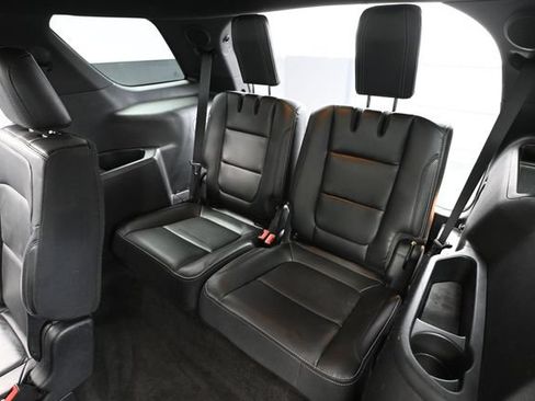 Used 2017 Ford Explorer Limited AWD/4WD image 40