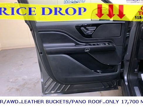 Used 2023 Lincoln Aviator AWD w/ Premium Package image 30