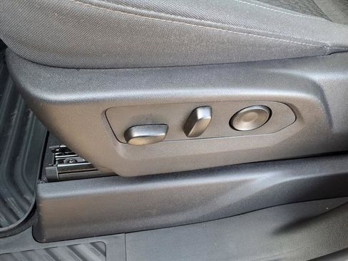 Used 2026 Chevrolet Silverado 1500 Custom image 24