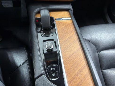 Used 2022 Volvo XC90 T8 Inscription Expression image 21