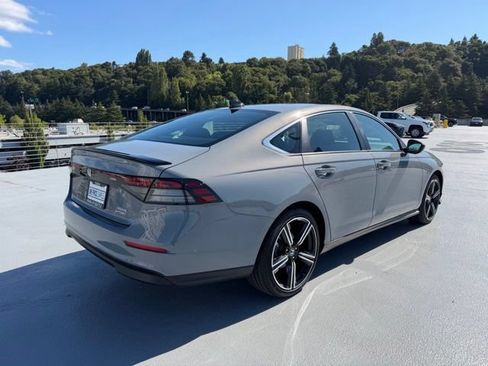 Certified 2025 Honda Accord Sport image 7