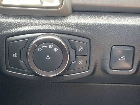 Used 2019 Ford Ranger XLT w/ Equipment Group 302A Luxury AWD/4WD image 21