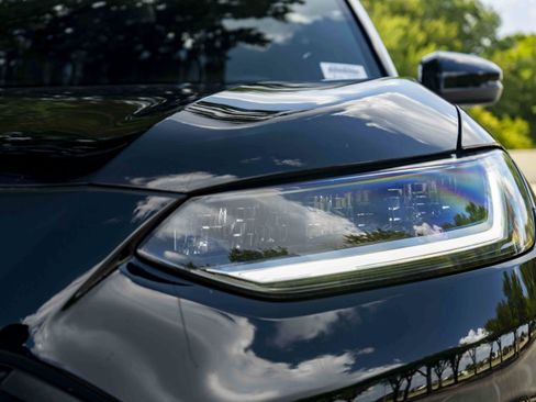 Used 2025 Honda HR-V Sport image 11