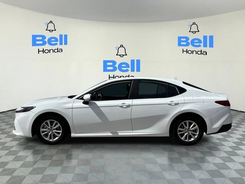 Used 2025 Toyota Camry LE FWD image 2