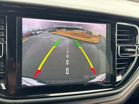 Used 2024 Dodge Durango GT image 34