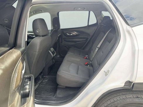 Used 2022 GMC Terrain SLE w/ Driver Convenience Package image 40