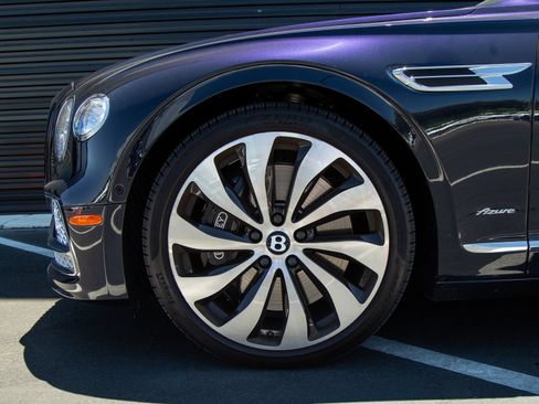 Used 2024 Bentley Flying Spur Azure AWD/4WD image 7