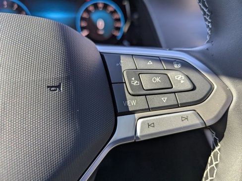 New 2026 Volkswagen Atlas Cross Sport SE image 14