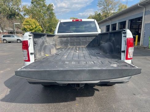 Used 2024 RAM 3500 Big Horn image 17