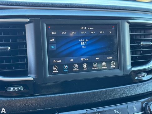 Used 2019 Chrysler Pacifica LX image 26