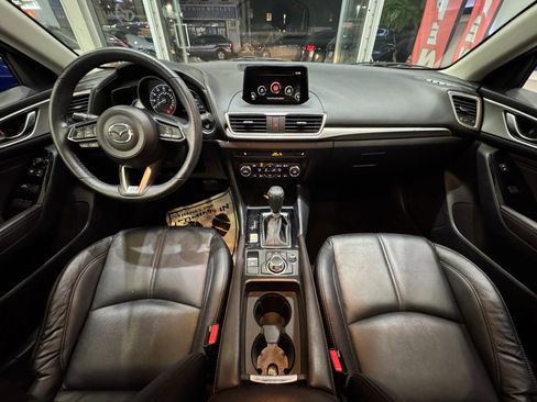 Used 2017 MAZDA MAZDA3 Touring image 27