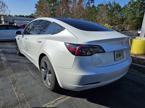 Used 2020 Tesla Model 3 Standard Range Plus image 10
