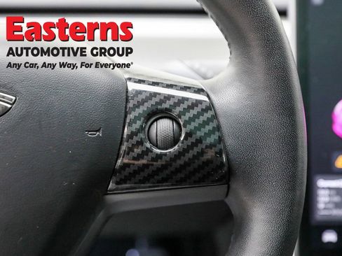 Used 2020 Tesla Model 3 Long Range image 15