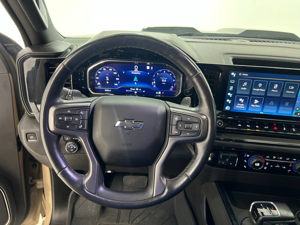 Used 2023 Chevrolet Silverado 1500 ZR2 AWD/4WD image 11