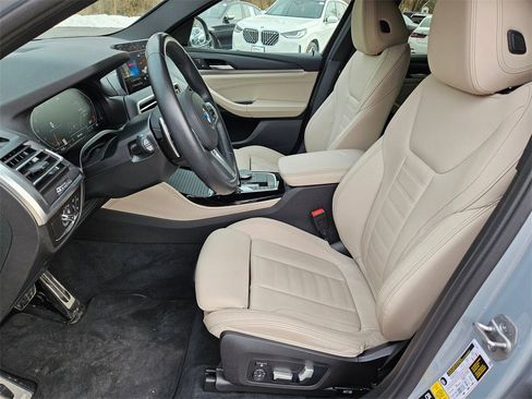 Certified 2023 BMW X4 xDrive30i w/ M Sport Package image 8
