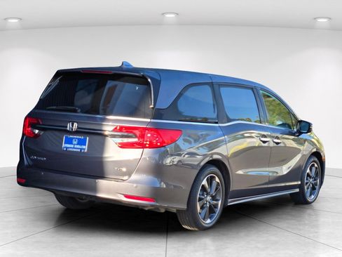 Used 2024 Honda Odyssey Elite image 6