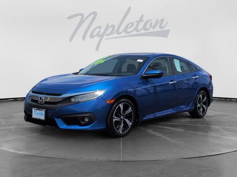 Used 2017 Honda Civic Touring image 1