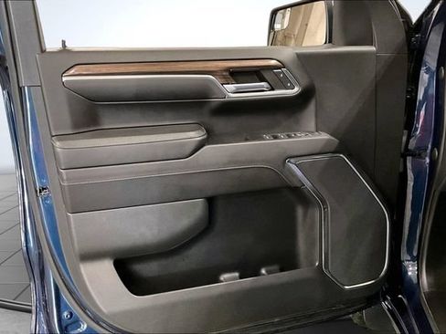 Used 2023 Chevrolet Silverado 1500 LT AWD/4WD image 24