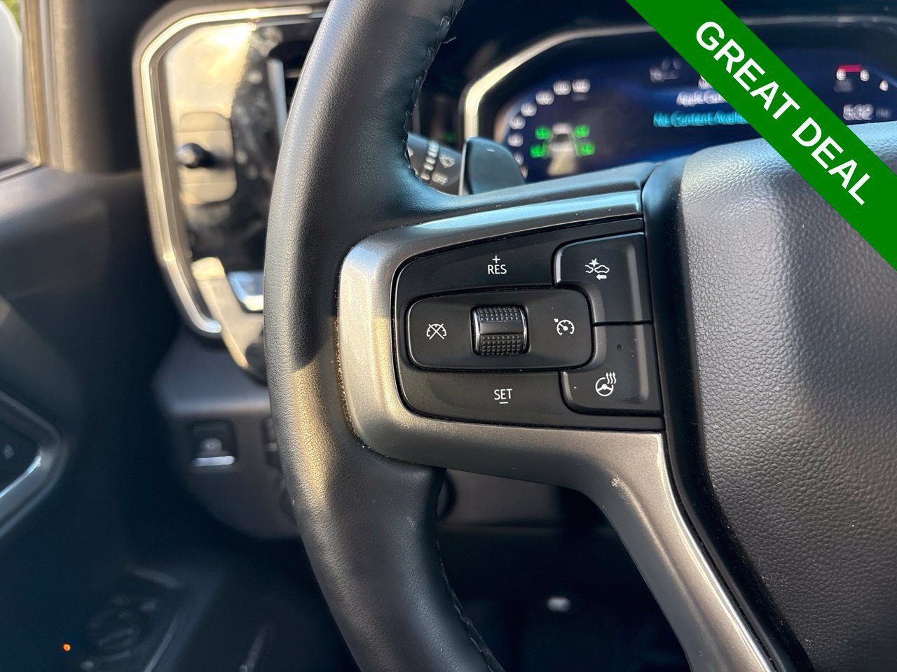 Used 2025 Chevrolet Silverado 1500 RST AWD/4WD image 25