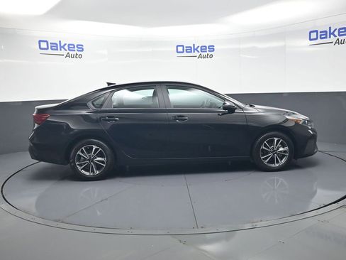 Certified 2024 Kia Forte LXS w/ LXS Technology Package FWD image 9