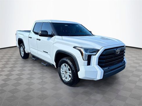 Used 2022 Toyota Tundra SR5 image 4