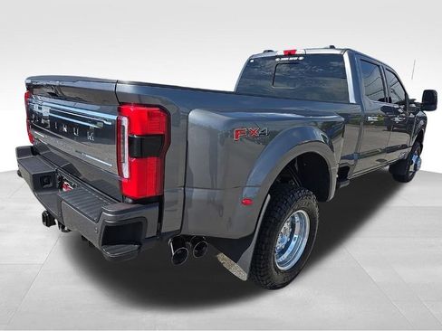 Used 2024 Ford F350 Platinum w/ FX4 Off-Road Package AWD/4WD image 3